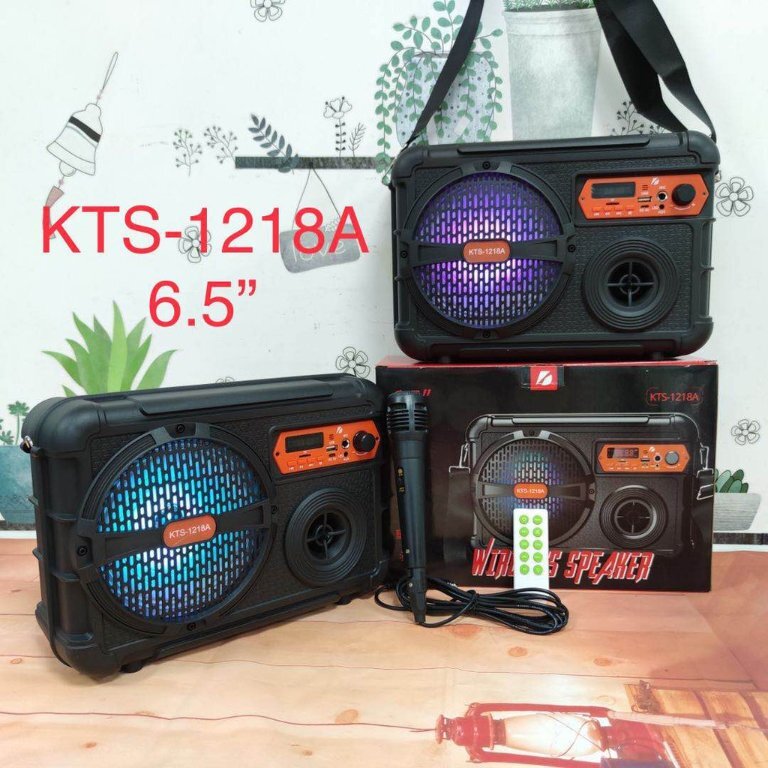 Активна Bluetooth Караоке Колона с микрофон  6.5" KTS-1218A с компактен размер