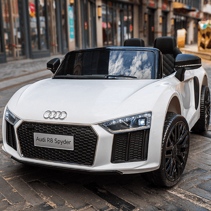Акумулаторна кола Audi R8 Spyder, С меки гуми и кожена седалка, 12V, Paзмep 106x62x48cм., Черна