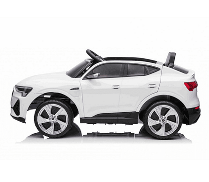 Акумулаторна кола AUDI Sportsback, 4x4, С кожена седалка и меки гум, 12V, Черна