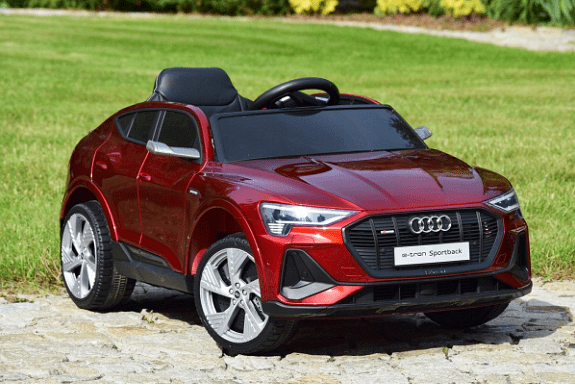 Акумулаторна кола AUDI Sportsback, 4x4, С кожена седалка и меки гум, 12V, Черна