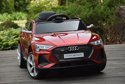 Акумулаторна кола AUDI Sportsback, 4x4, С кожена седалка и меки гум, 12V, Черна
