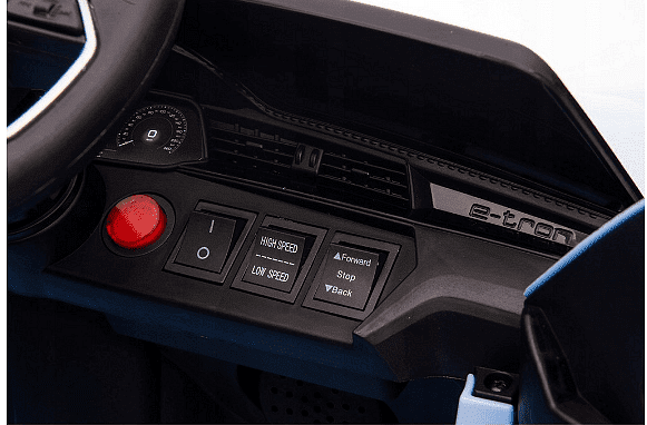 Акумулаторна кола AUDI Sportsback, 4x4, С кожена седалка и меки гум, 12V, Черна