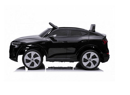 Акумулаторна кола AUDI Sportsback, 4x4, С кожена седалка и меки гум, 12V, Черна
