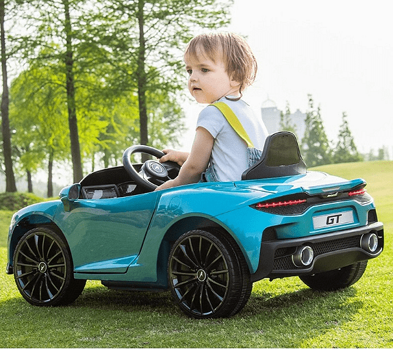 Акумулаторна кола Mclaren GT, С меки гуми и кожена седалка, 12V, С дистанционно, Черна