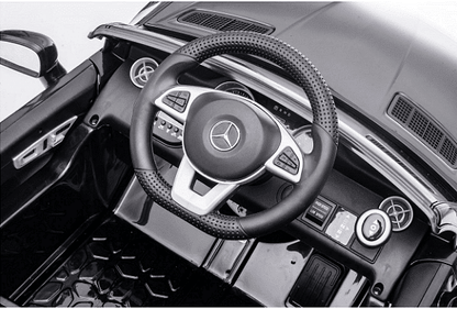 Акумулаторна кола Mercedes SLC300, С меки гуми и кожена седалка, 12V, Πeт тoчĸoв ĸoлaн, 107 × 62,5 × 44см