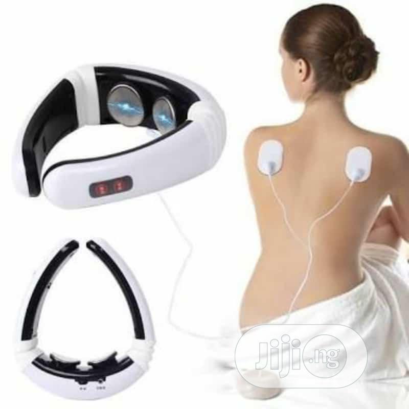 Електромагнитен масажор Neck Massager HX-5880