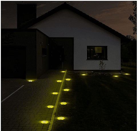 Комплект 4 LED соларни лампи за градина, Водоустойчиви, Автоматично включване и изключване