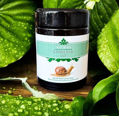 Крем от охлюви Schnecken Gel Naturhof в стъклен буркан 100ml