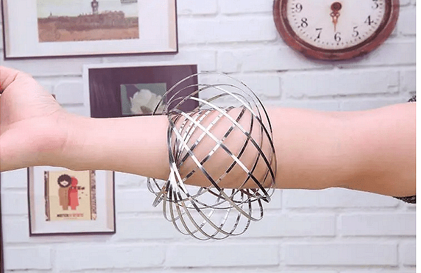 Мистериозен магически пръстен, Magic Ring