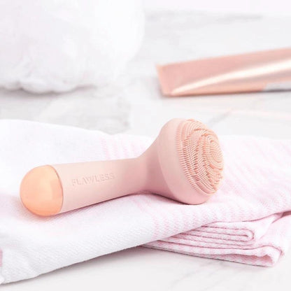 Почистваща и масажираща четка Flawless CLEANSE