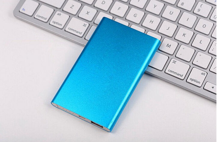 Външна батерия 9000mAh Ultra Slim Power bank